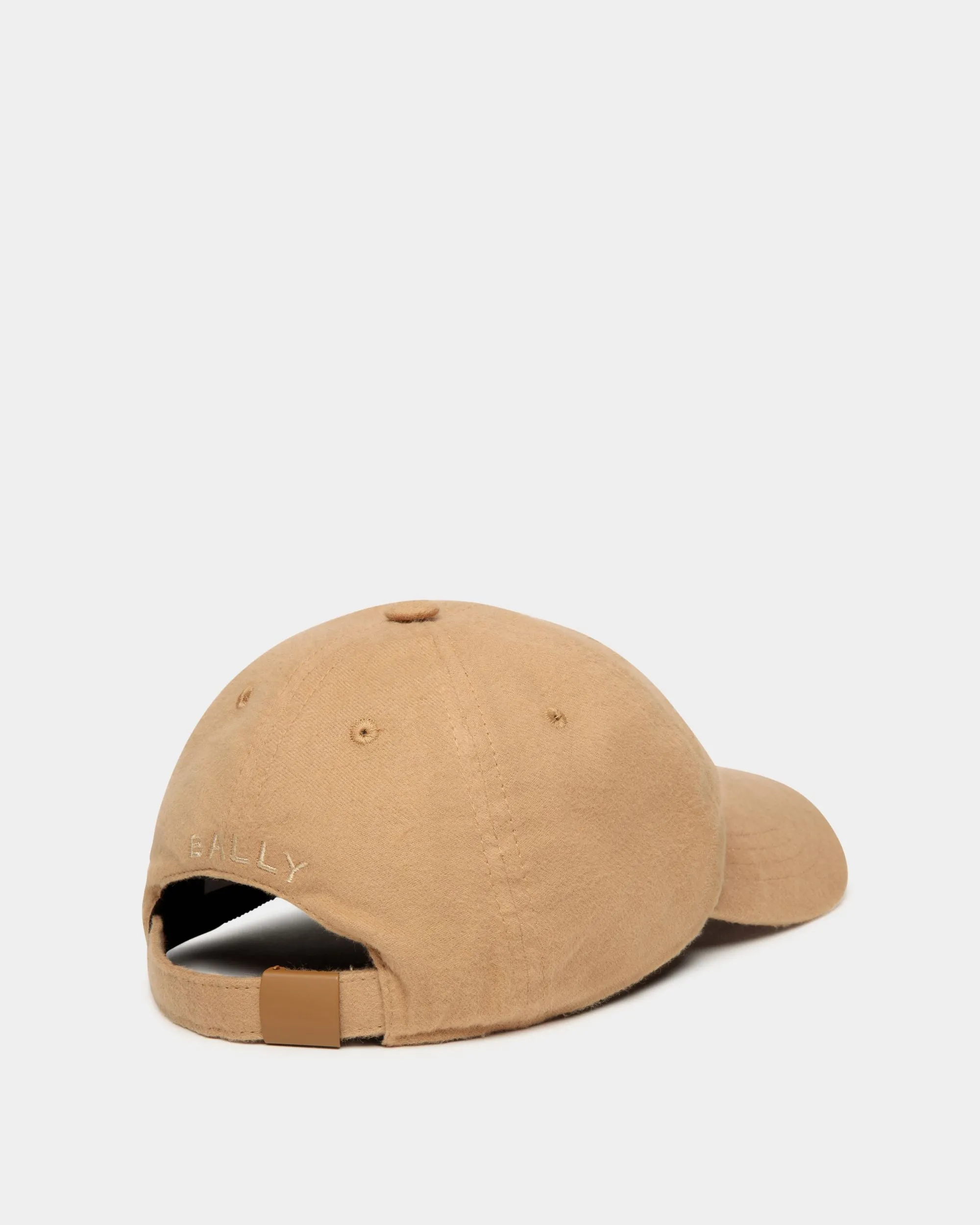 Baseball Hat With a Bally Crest Logo In Camel Cotton 