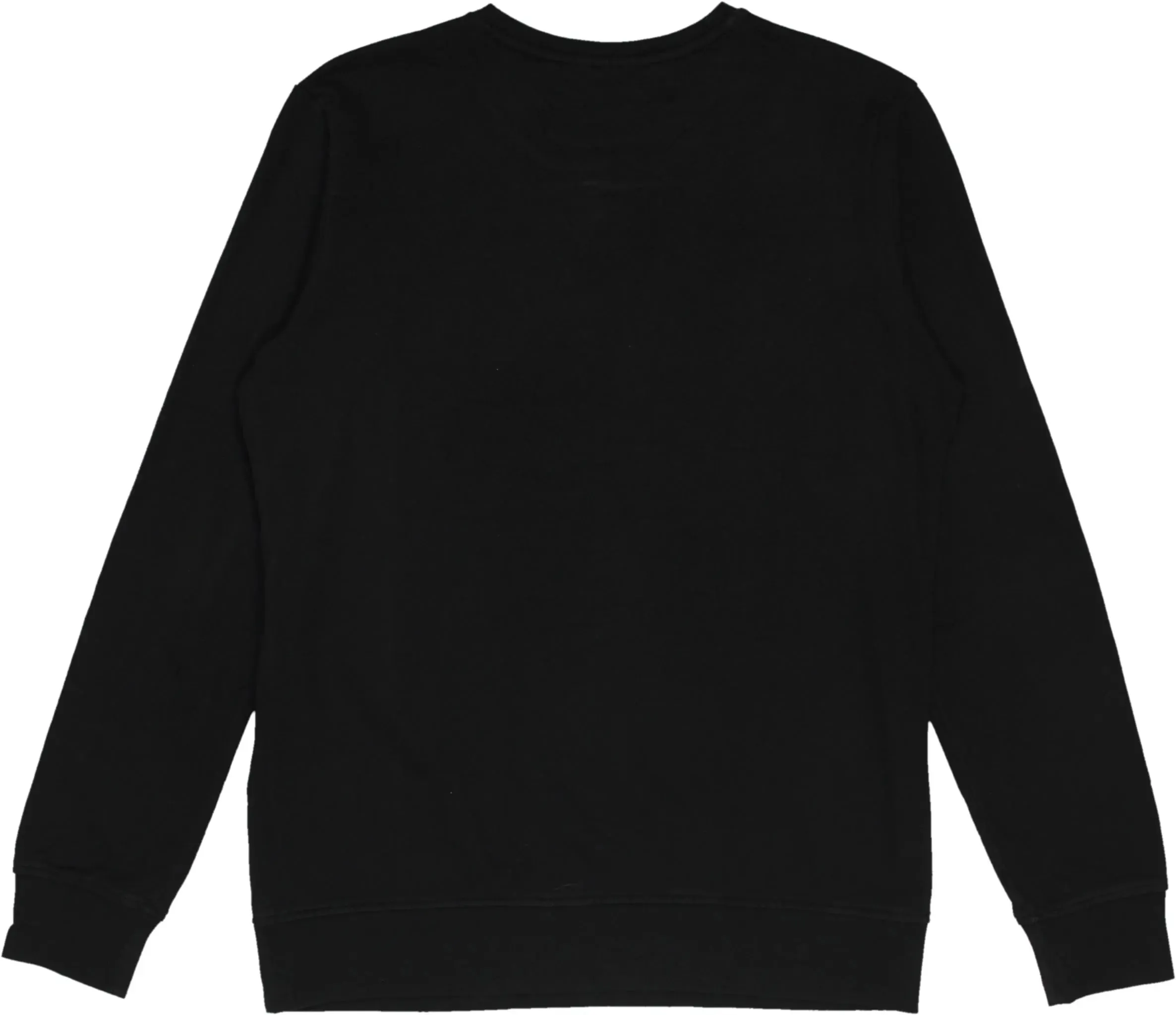 Black Sweater | ThriftTale