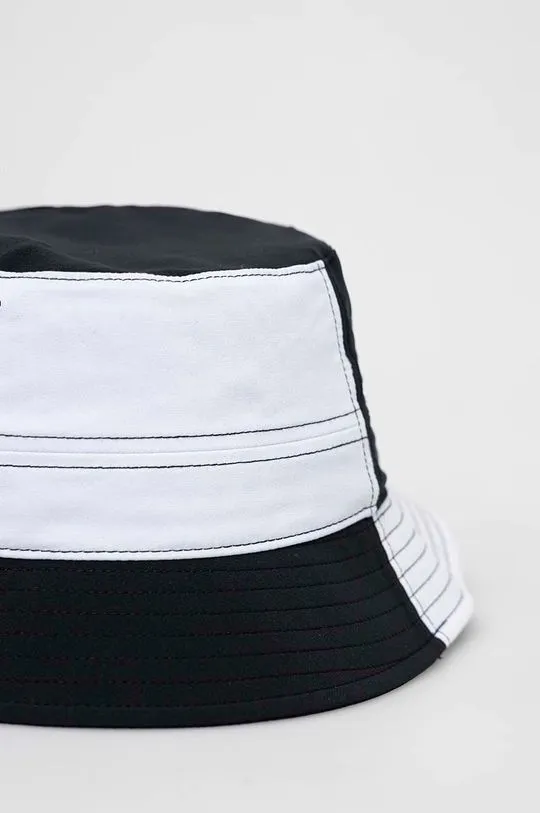 Columbia hat black color