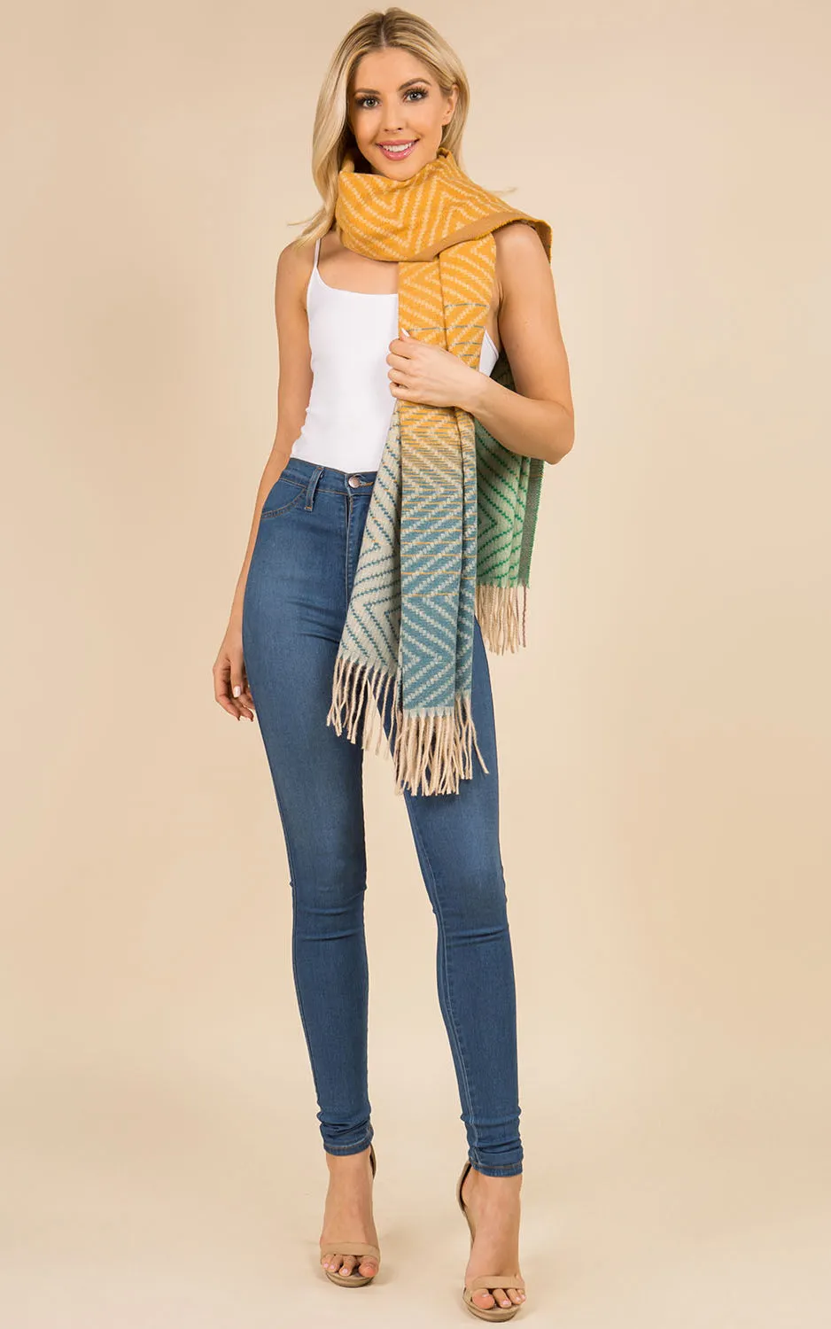 GAO3313 Gradation Oblong Scarf w/Fringes