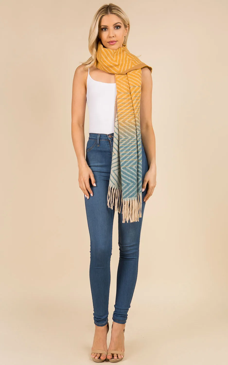 GAO3313 Gradation Oblong Scarf w/Fringes