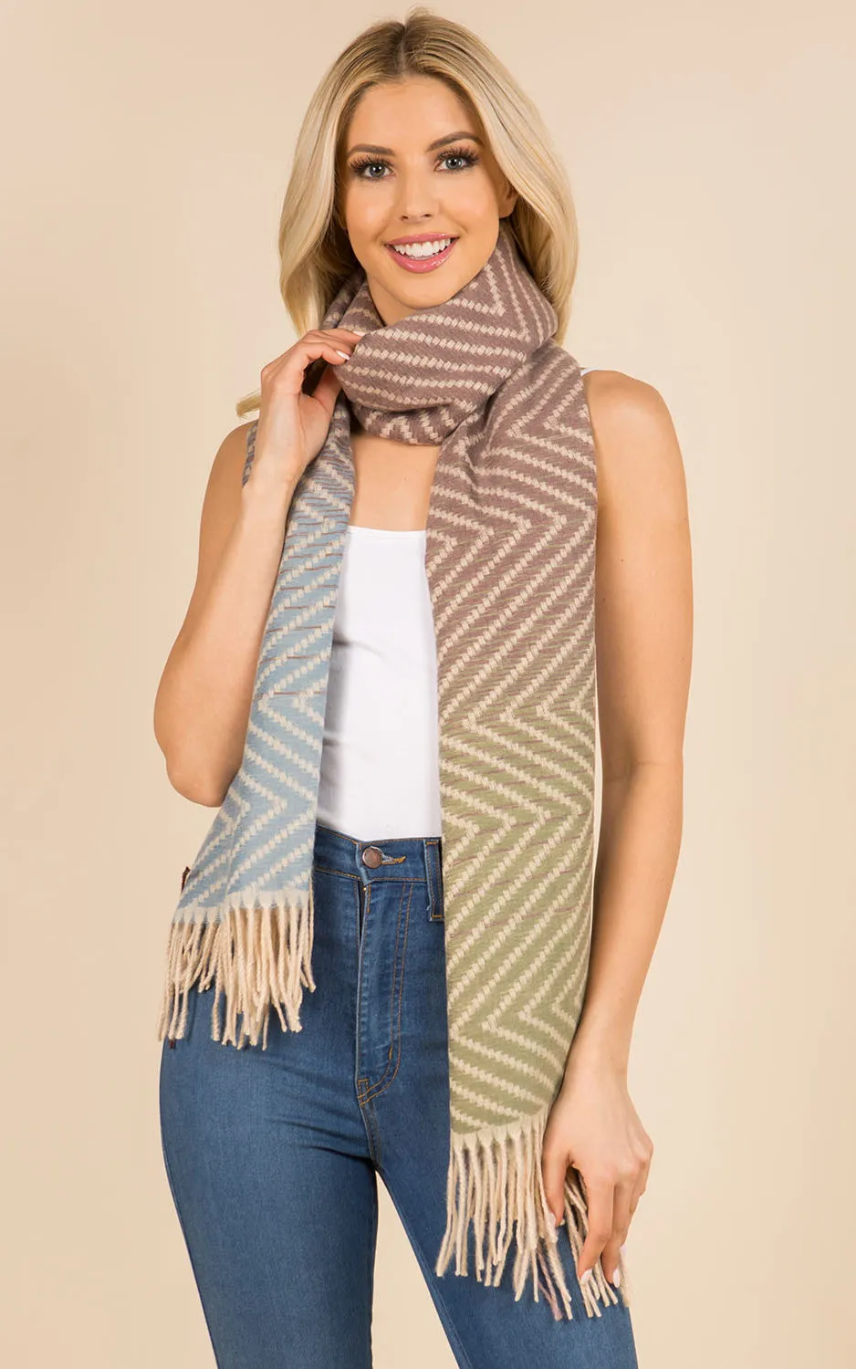 GAO3313 Gradation Oblong Scarf w/Fringes