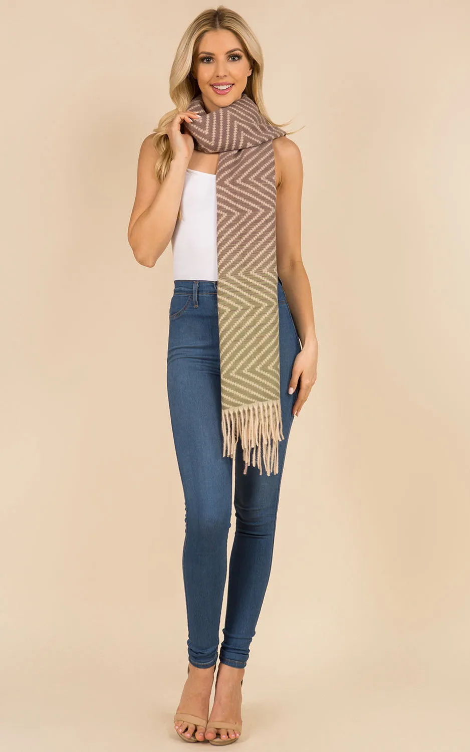 GAO3313 Gradation Oblong Scarf w/Fringes