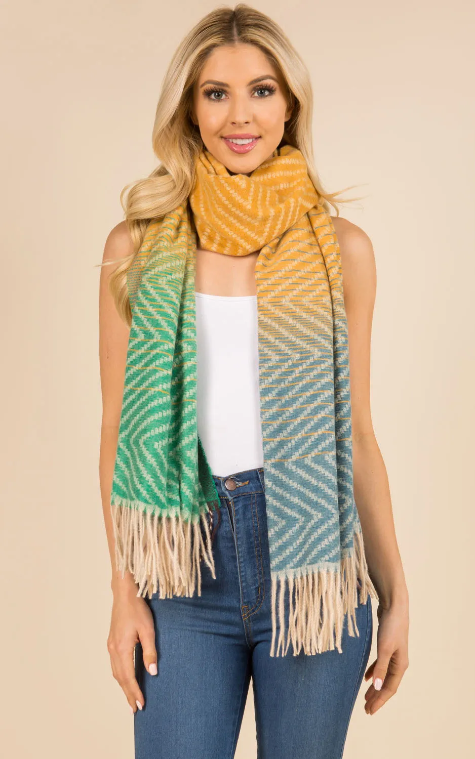 GAO3313 Gradation Oblong Scarf w/Fringes