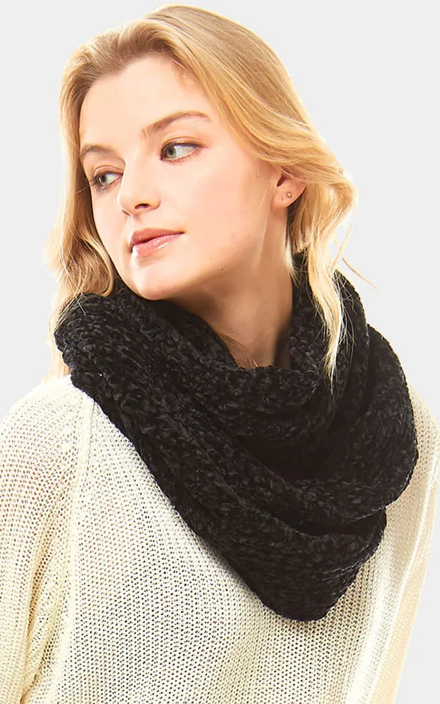 LOF765 Solid Chenille Infinity Scarf