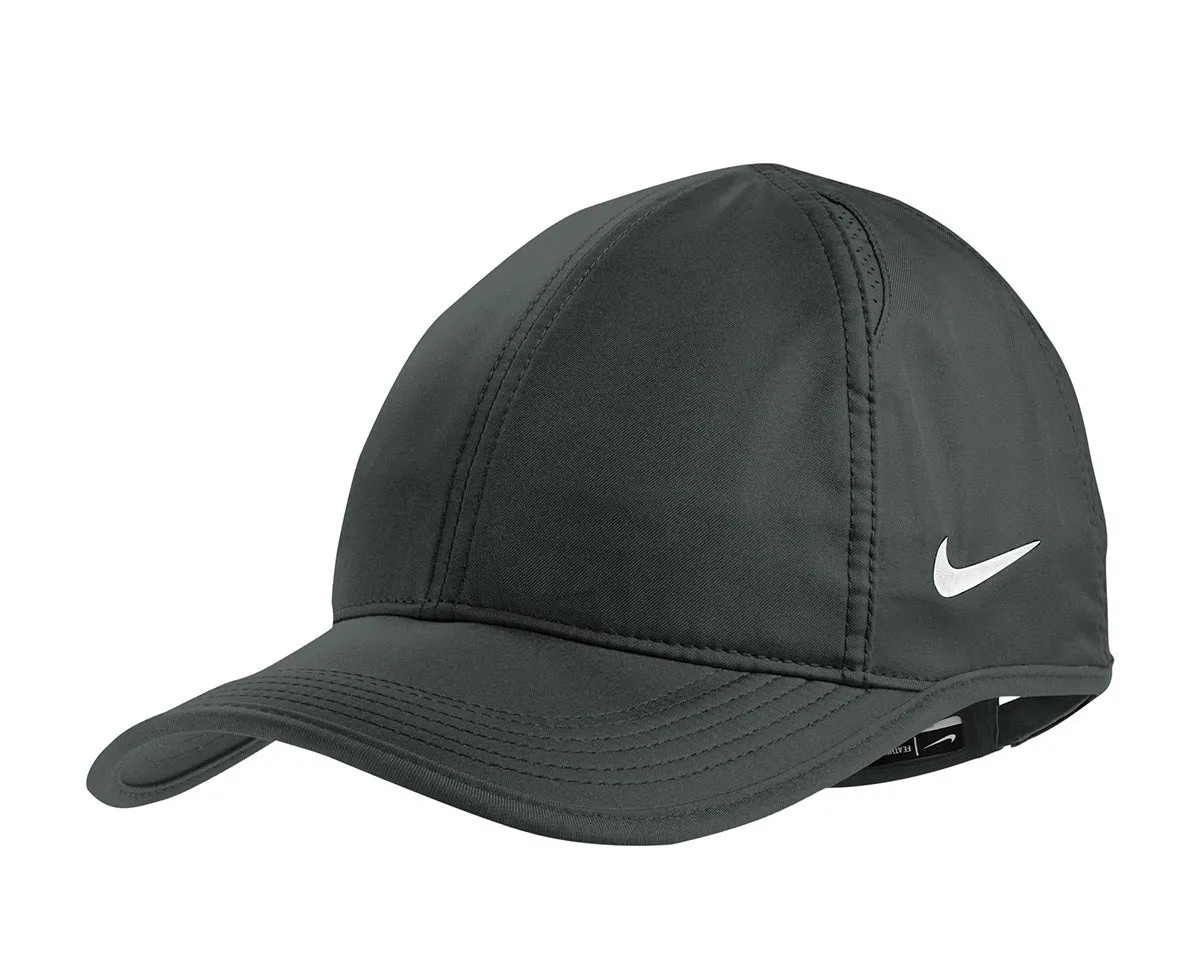 Nike AeroBill Featherlight Hat