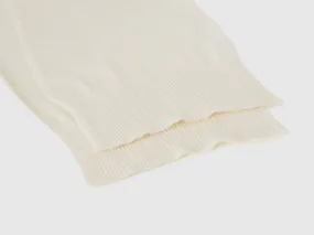 Scarf in pure Merino wool - Creamy White | Benetton