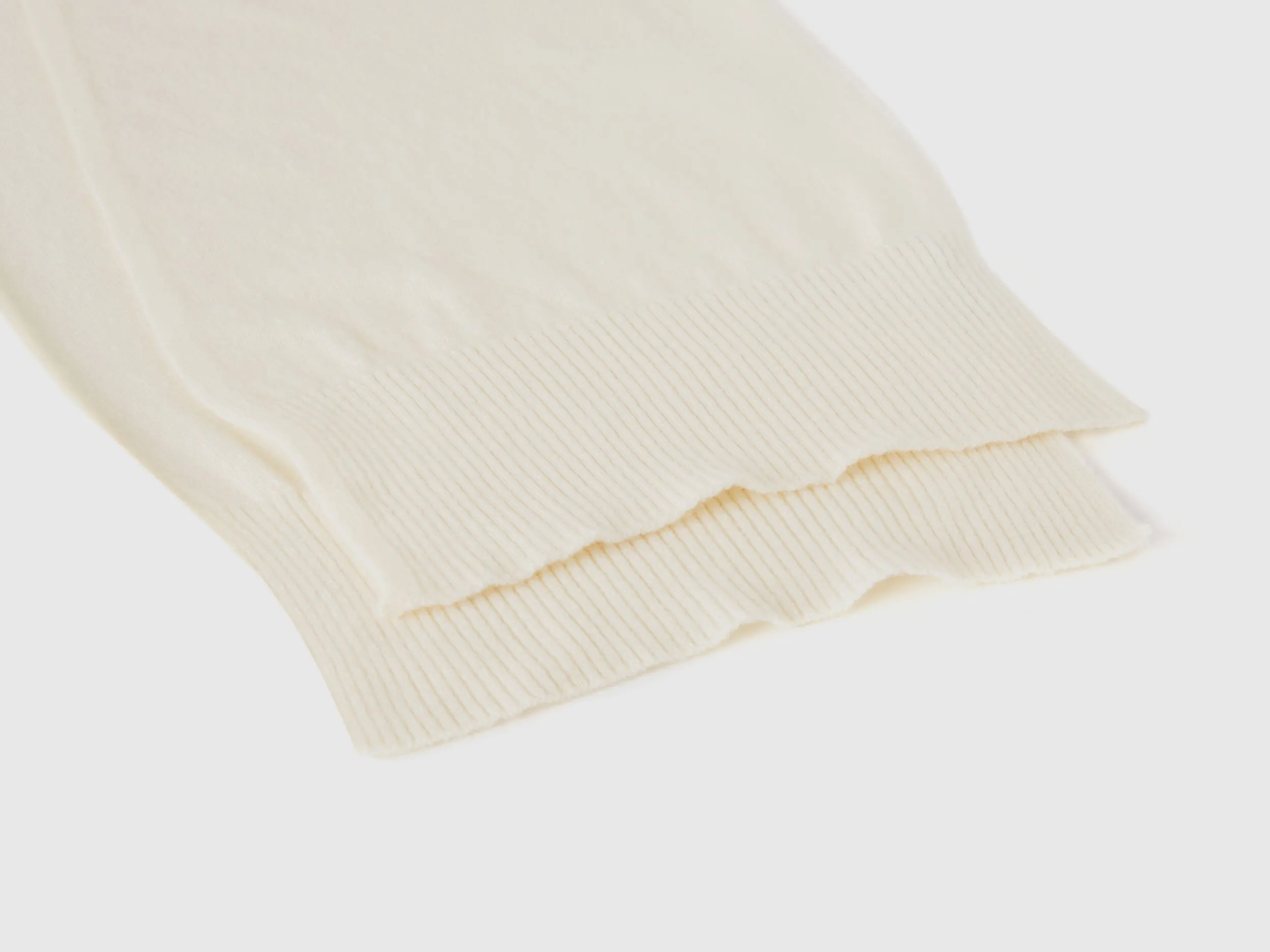 Scarf in pure Merino wool - Creamy White | Benetton