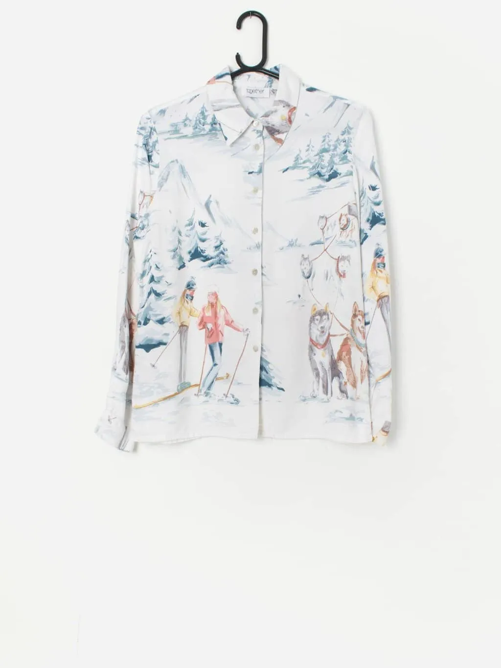 Vintage ski blouse with beautiful huskies and ski scene – Medium